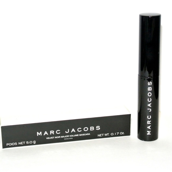 Marc Jacobs Velvet Volume Mascara 0.17 oz. - Picture 2 of 2